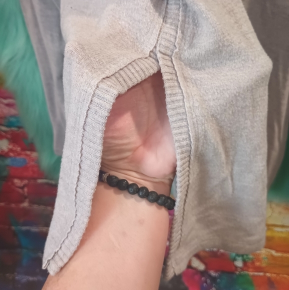 H by Bordeaux Light Gray Waffle Knit Raw Hem Sweater Size L - Picture 6 of 10